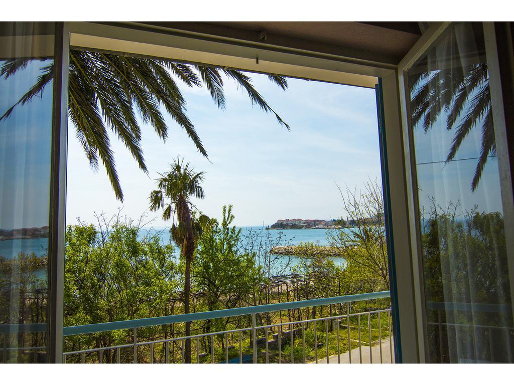 Apartment Sur La Plage Podstrana Luaran gambar